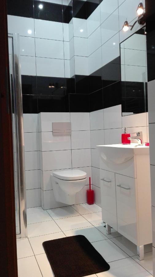 Przytulny Apartamencik Darlowko Esterno foto