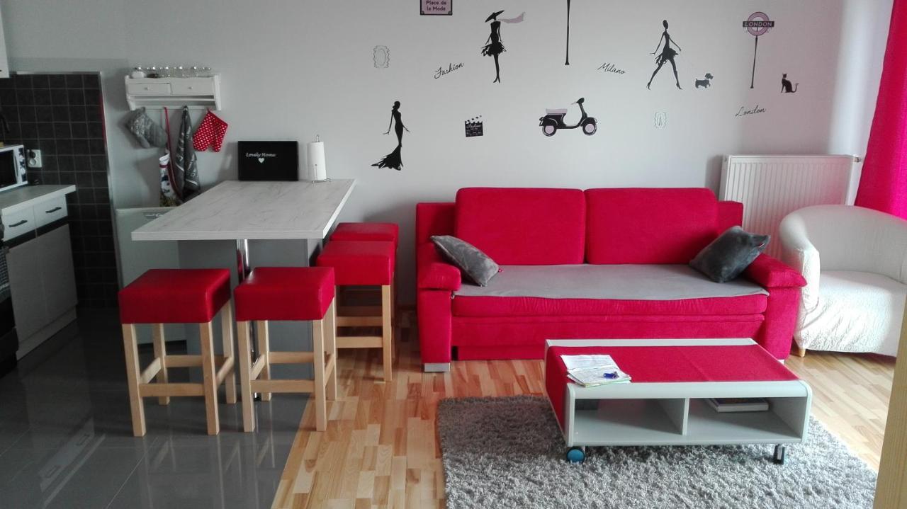 Przytulny Apartamencik Darlowko Esterno foto