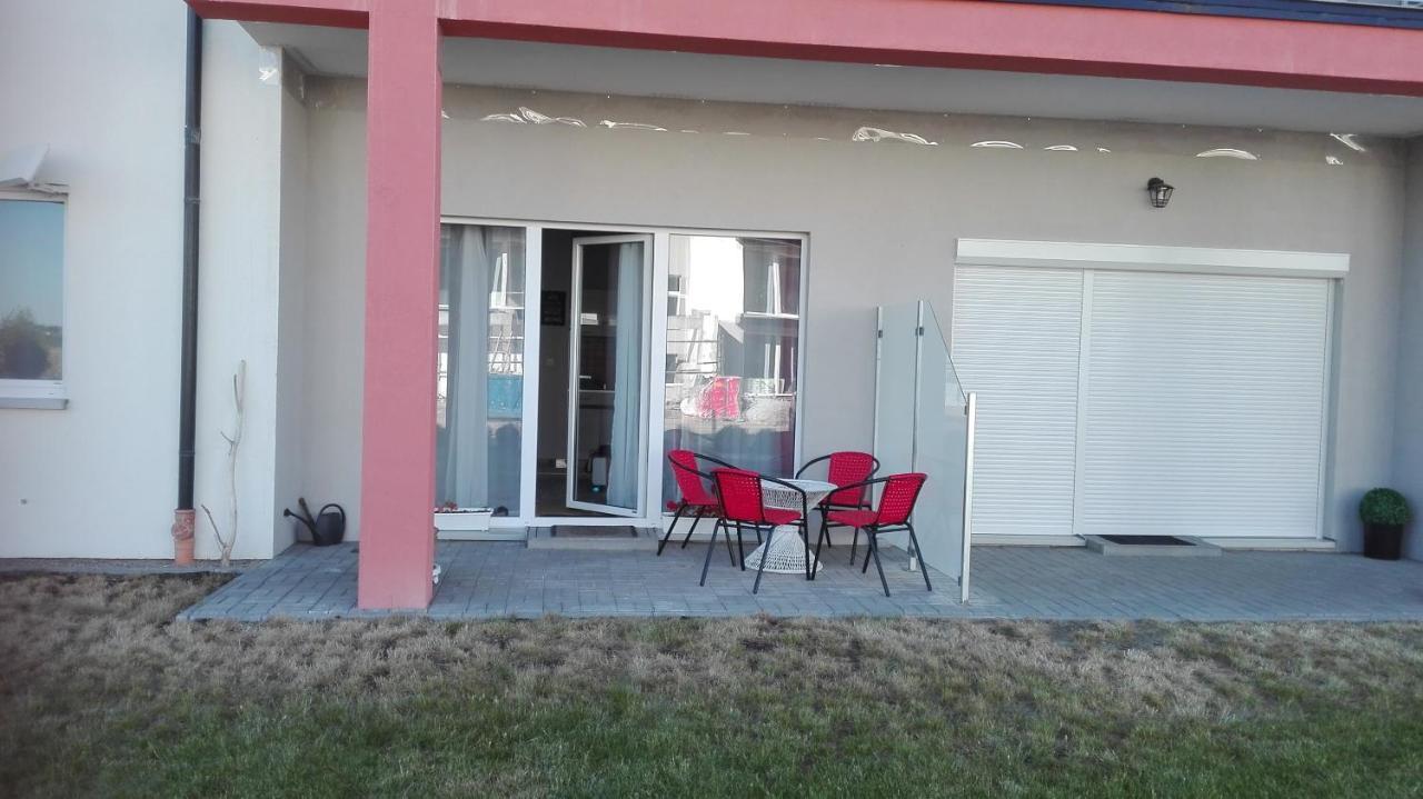 Przytulny Apartamencik Darlowko Esterno foto