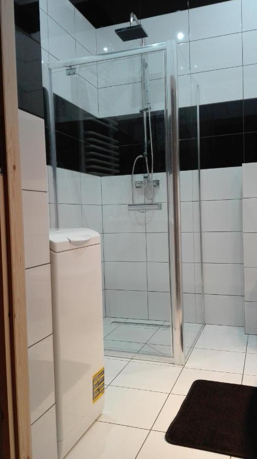 Przytulny Apartamencik Darlowko Esterno foto